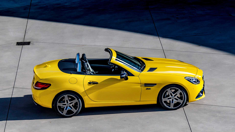 Illustration for article titled The Mercedes-Benz SLC Brought Back Sun Yellow Just In Time to Be Shot Into the Sun